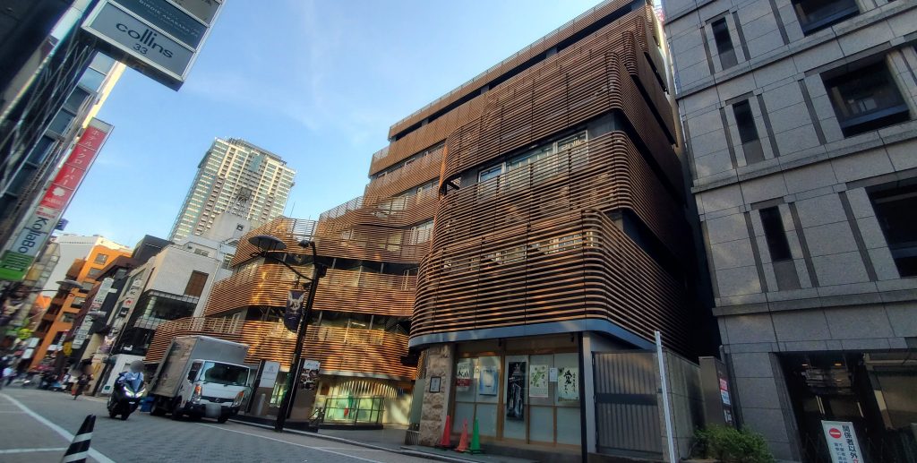 Daiwa赤坂ビル_設置前全景